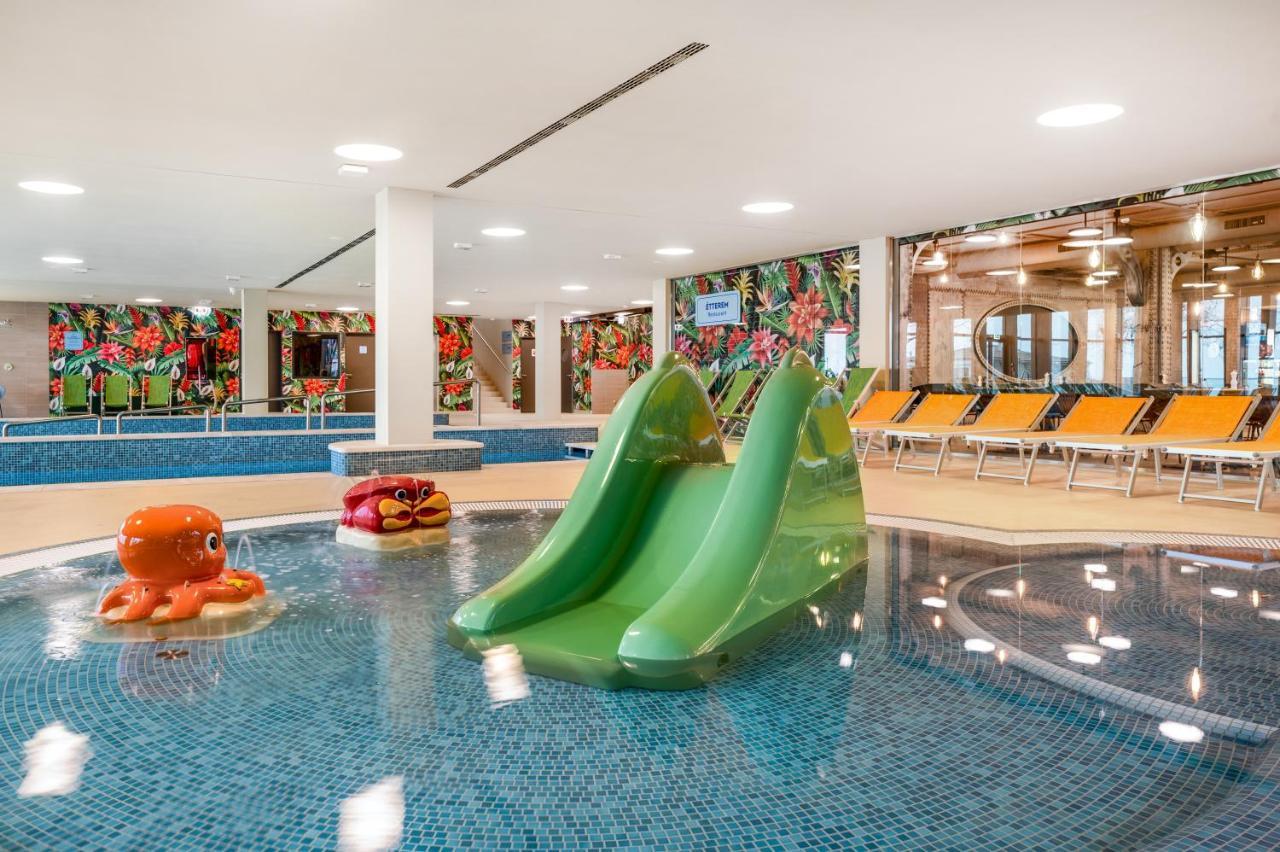 Moevenpick Balaland Resort Lake Balaton Szantod Exterior photo
