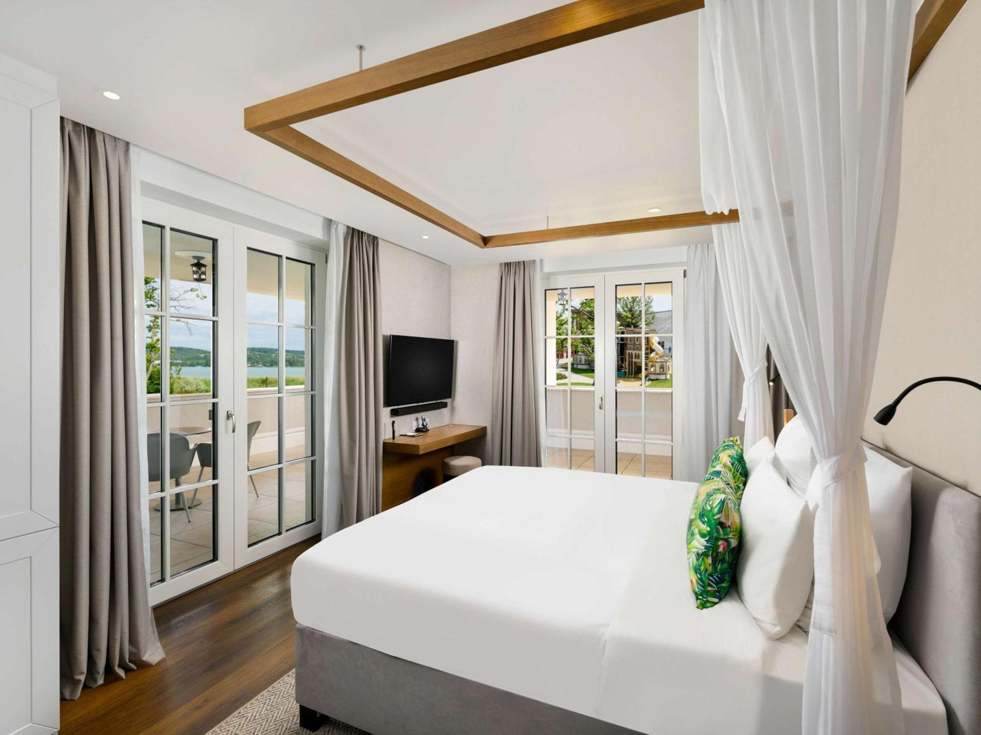 Moevenpick Balaland Resort Lake Balaton Szantod Exterior photo